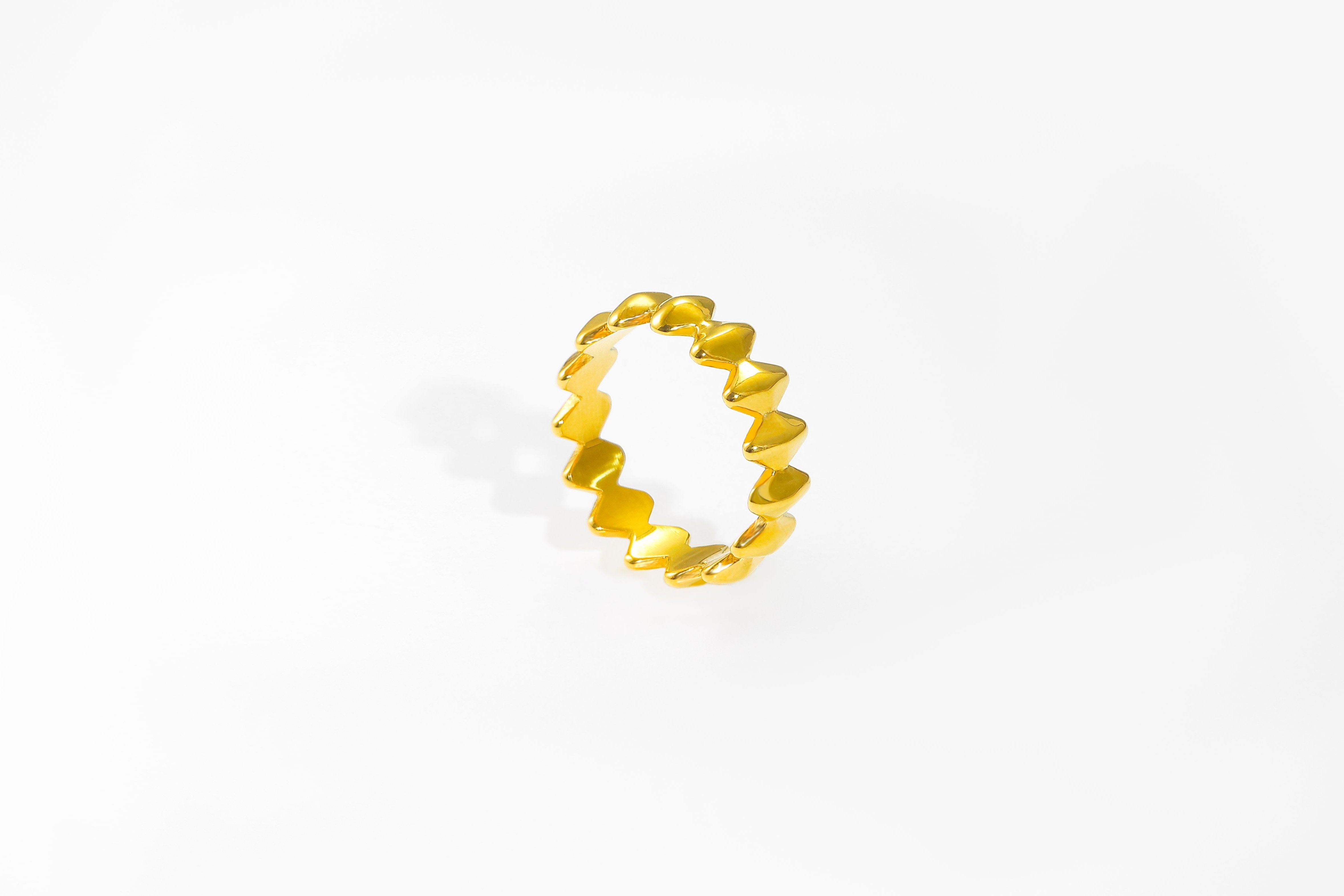 Edgy Gold Ring in 18k real gold over stainless steel, displayed on white background.