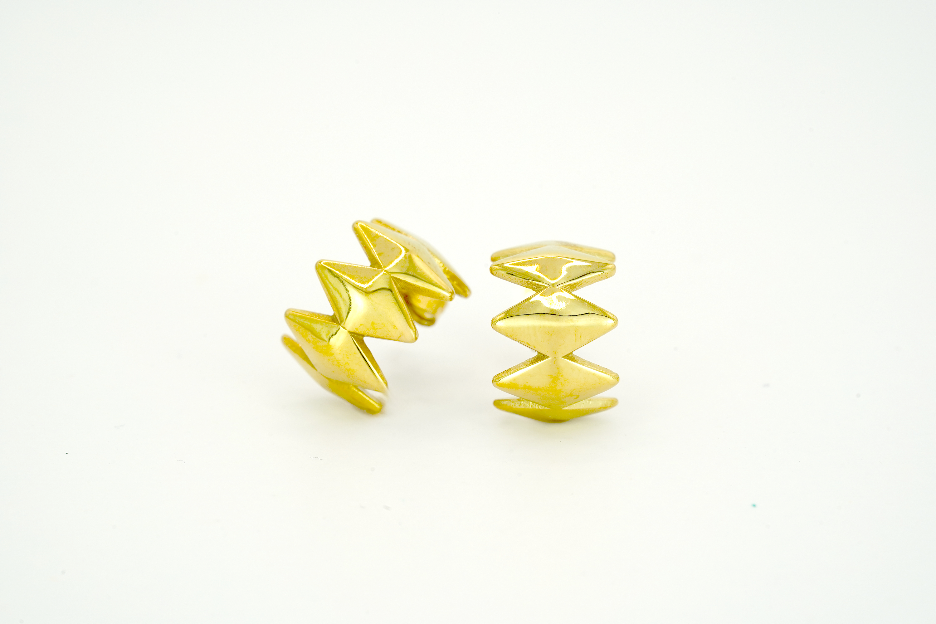NEW | Edgy Earrings, designed by Rebeca Sá