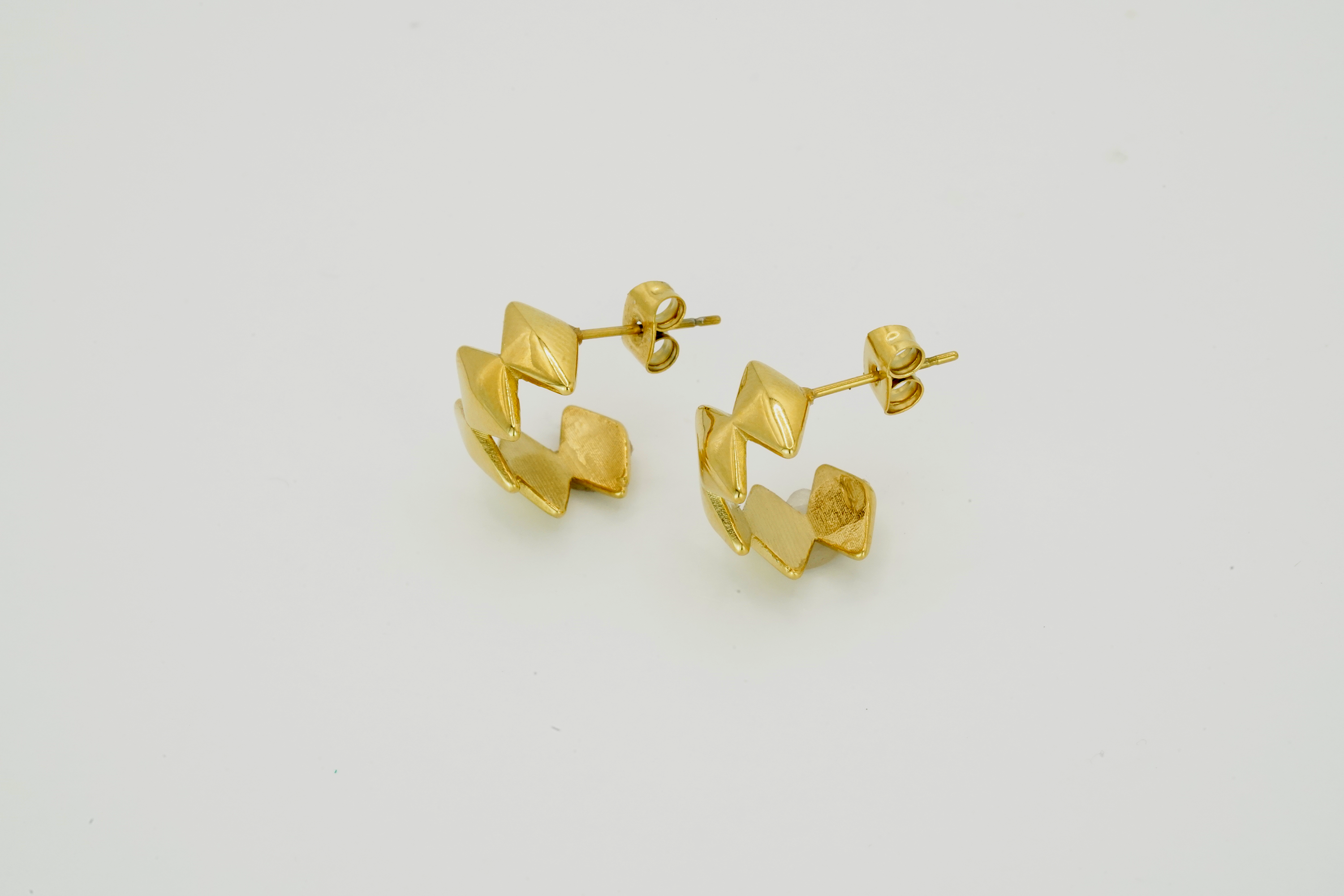 NEW | Edgy Earrings, designed by Rebeca Sá