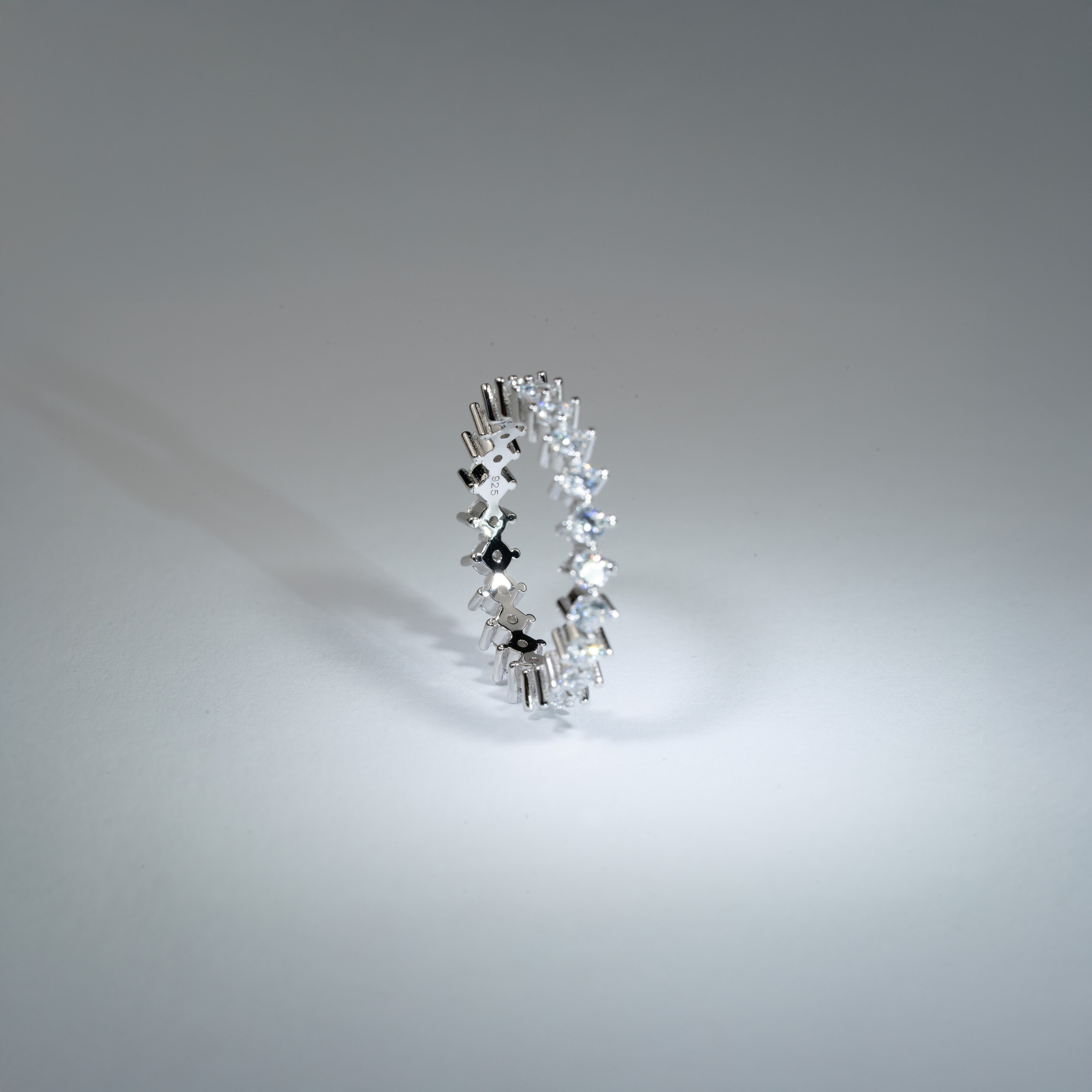 NEW | Sterling Silver Round Brilliant Eternity Ring – Crest