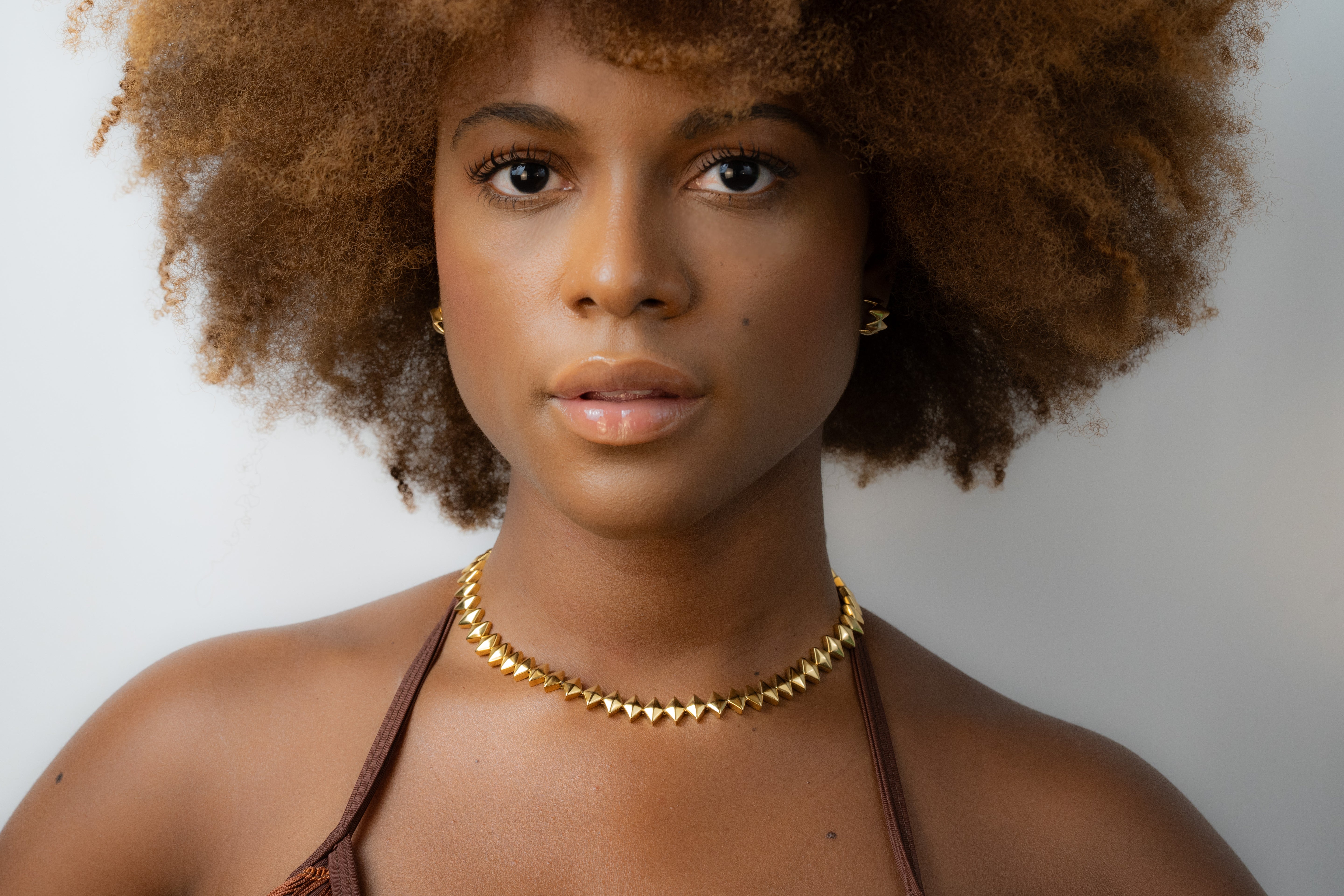 PRE-ORDER | Edgy Necklace, designed by Rebeca Sá