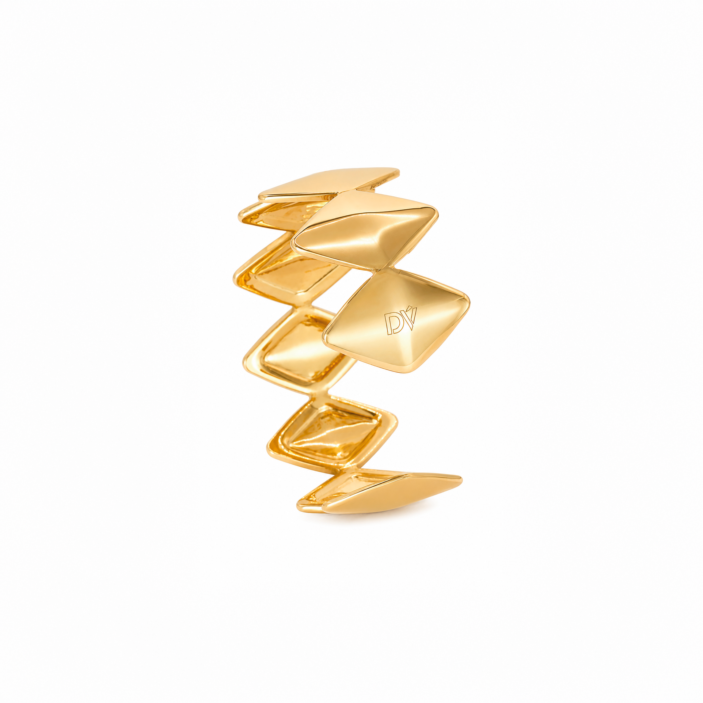 Edgy Gold Bracelet designed by Rebeca Sá