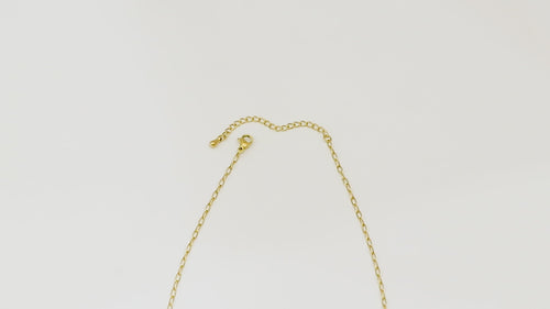 Close-up video of Vivid Chain, waterproof 18k gold chain with stainless steel base.